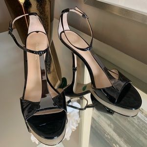 Black patent leather T strap stilettos. Sz9.5 NWT